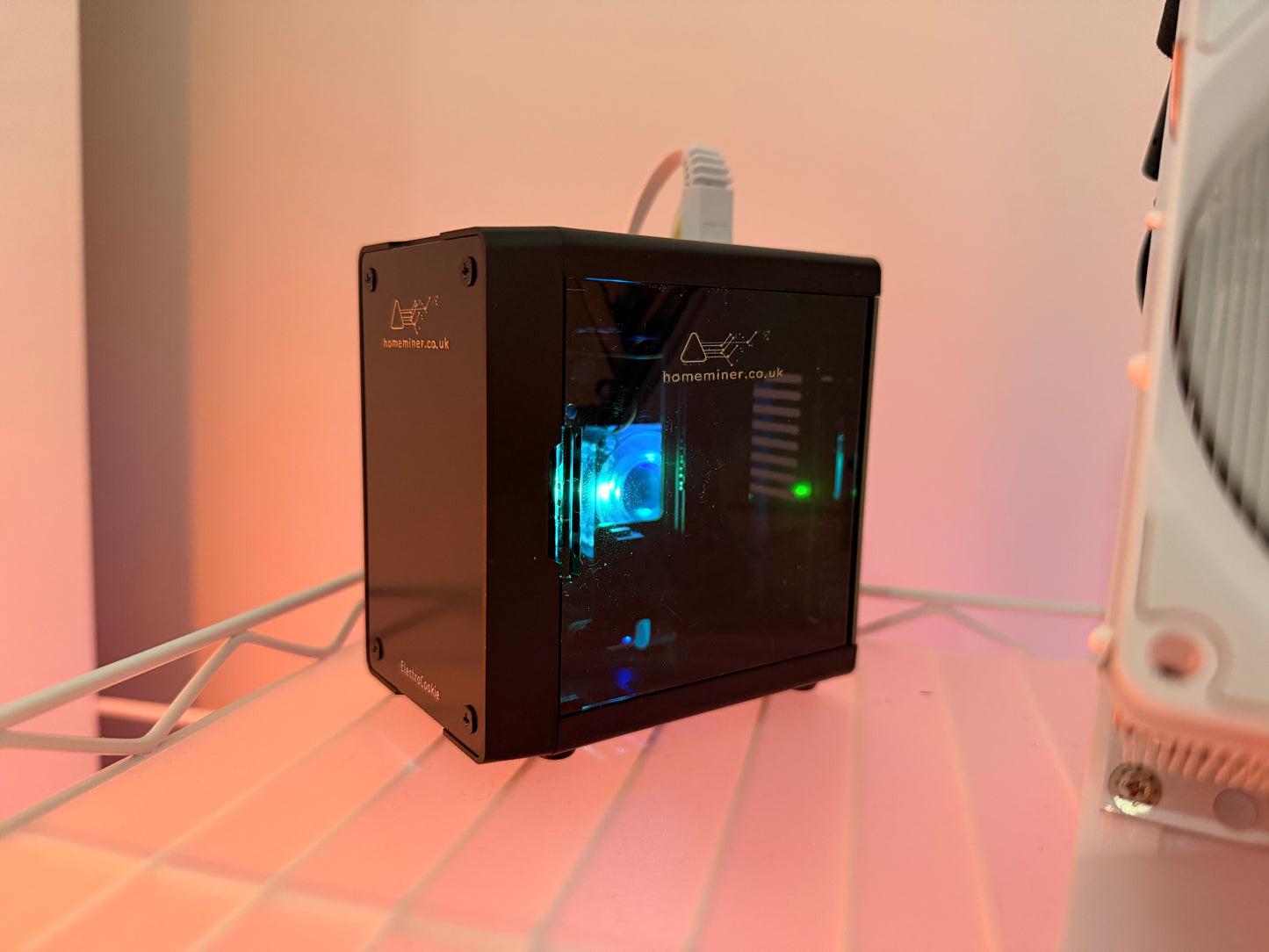 Homeminer Bitcoin Node – Raspberry Pi 5 (8GB) • 2TB SSD • Umbrel OS • Full Plug-and-Play Bitcoin & Lightning Node Kit