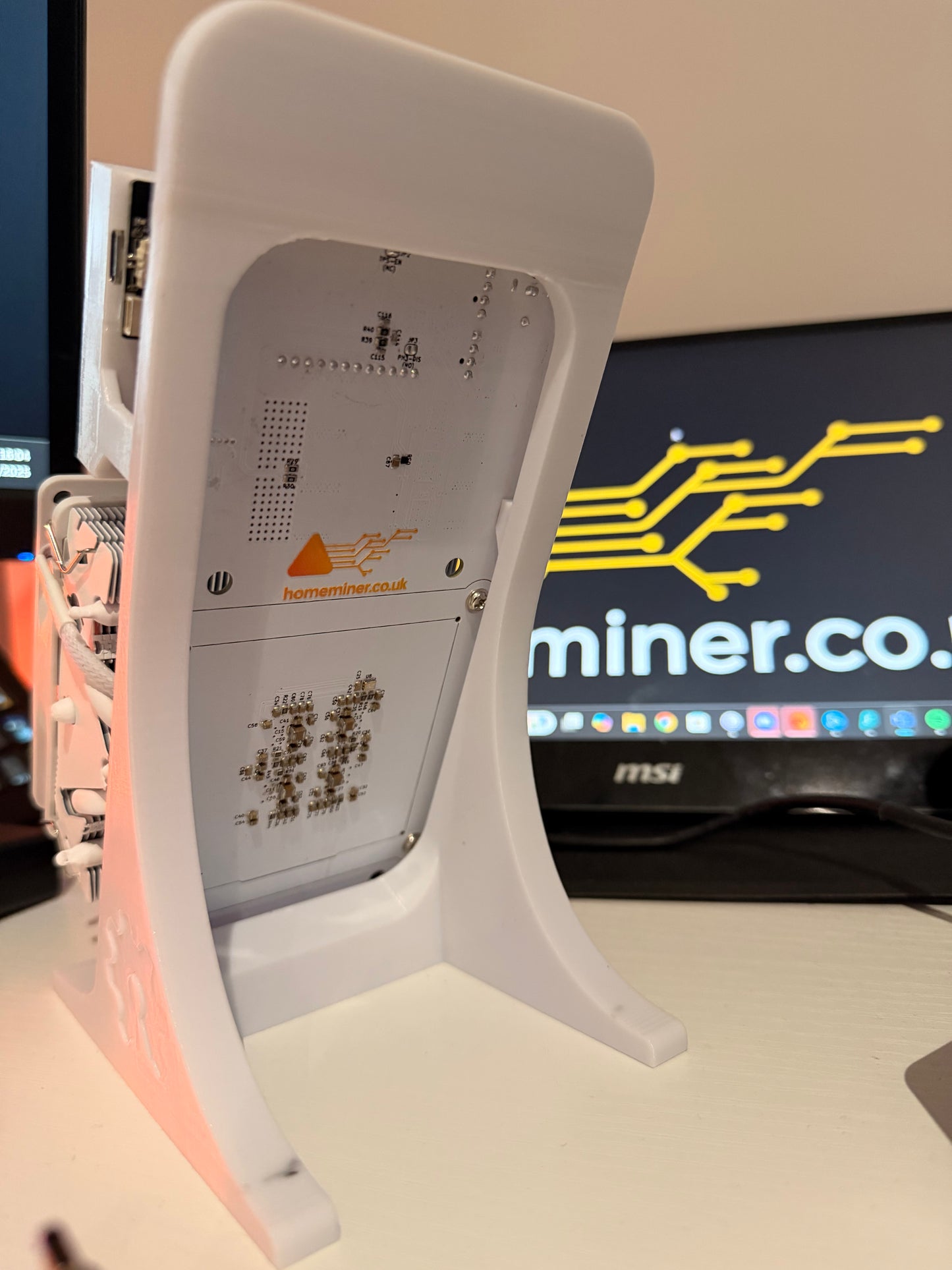 NerdQaxe++ Home Bitcoin Miner – 4.8TH/s Low-Power Open-Source ASIC | Quiet & Efficient Home BTC Mining